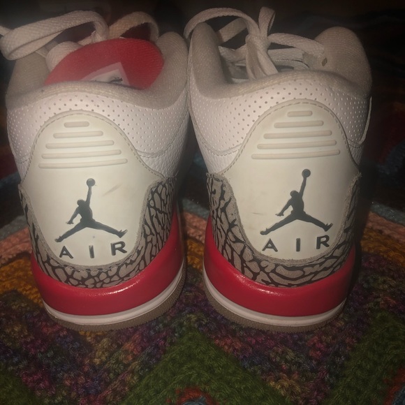 Hall Of Fame Jordan 3s - Picture 3 of 4